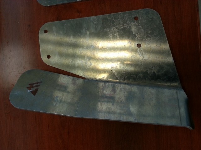 Protectores amortiguadores tras. Toyota HDJ-80/HDJ-100 Protectores amortiguadores tras. Toyota HDJ-80/HDJ-100