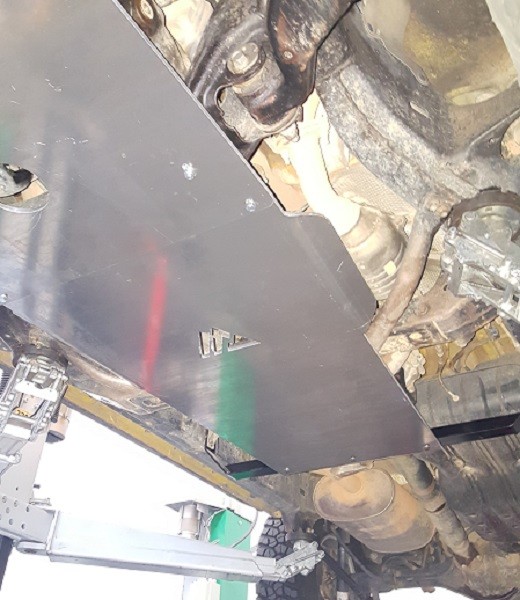 Protector intermedio Toyota FJ Cruiser