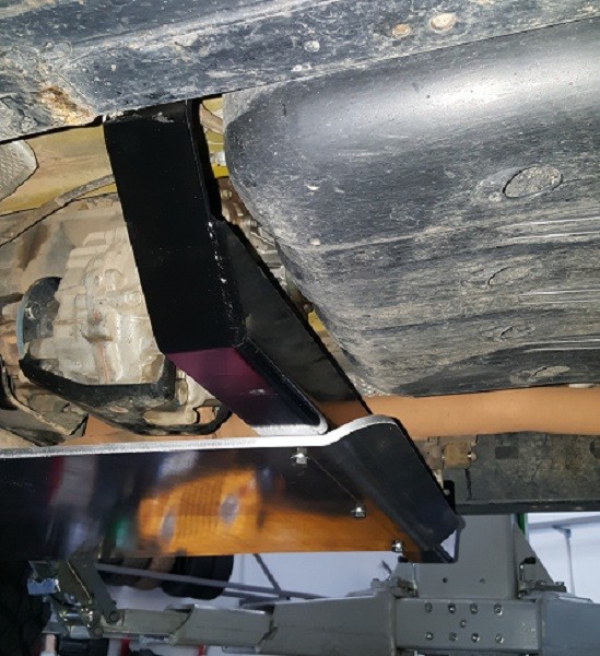 Protector intermedio Toyota FJ Cruiser